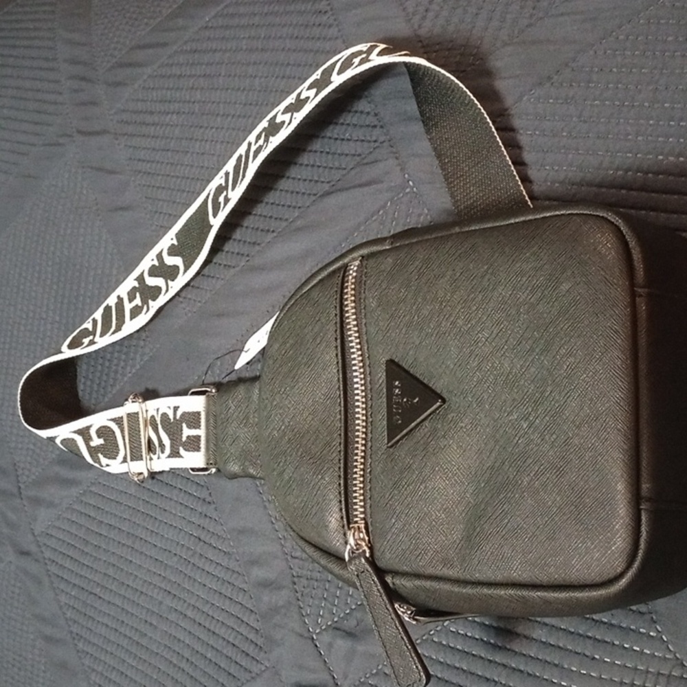 Guess Black Sling Back Crossbody Handbag, NWT